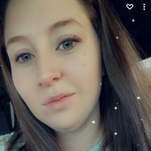 Meet your Posher, Rebekah